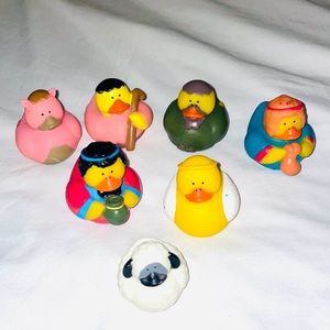 Lot of 7 Fun Express Christmas Nativity Rubber Ducks Bath Toys